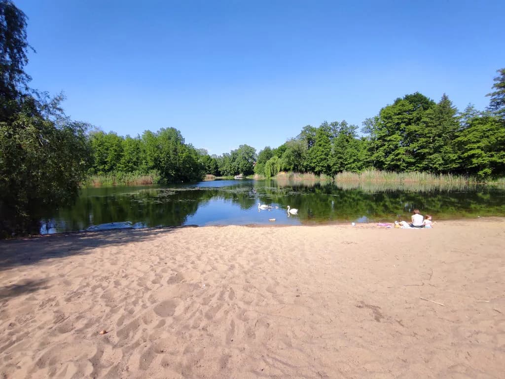 Jezioro Pawłowickie - najlepsze miejsce na relaks w okolicach Wrocławia