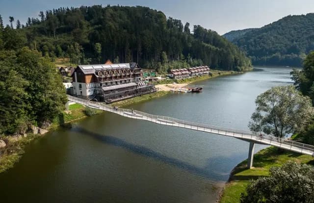 Jezioro Lubachowskie: najpiękniejszy zbiornik Dolnego Śląska na urlop