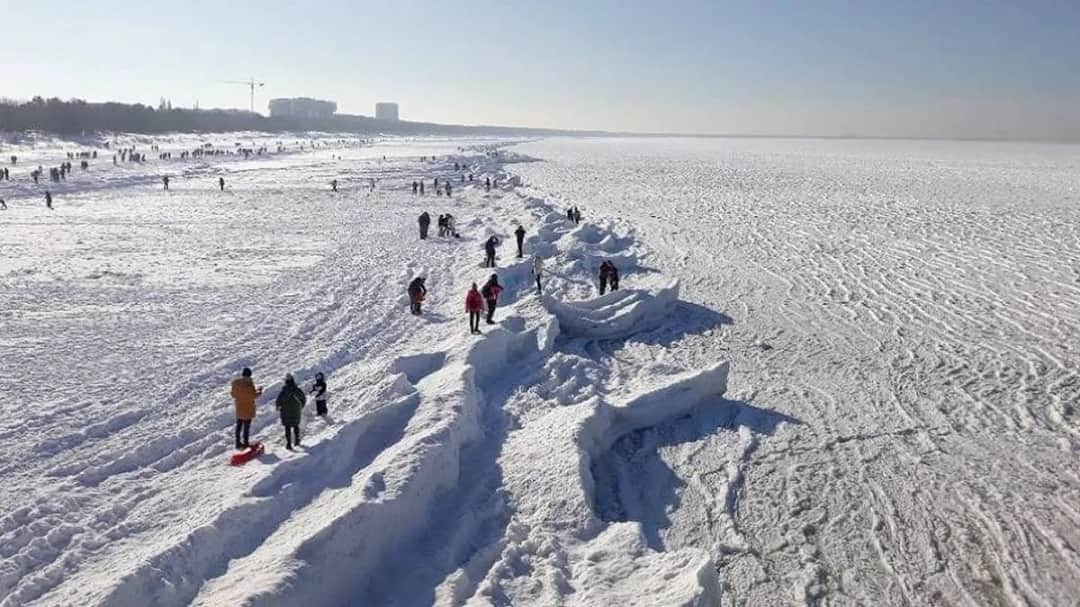 Czy Bałtyk zamarza? Zaskakujące fakty o zlodzeniu morza i klimacie