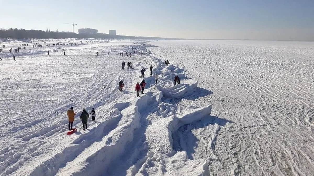Czy Bałtyk zamarza? Zaskakujące fakty o zlodzeniu morza i klimacie