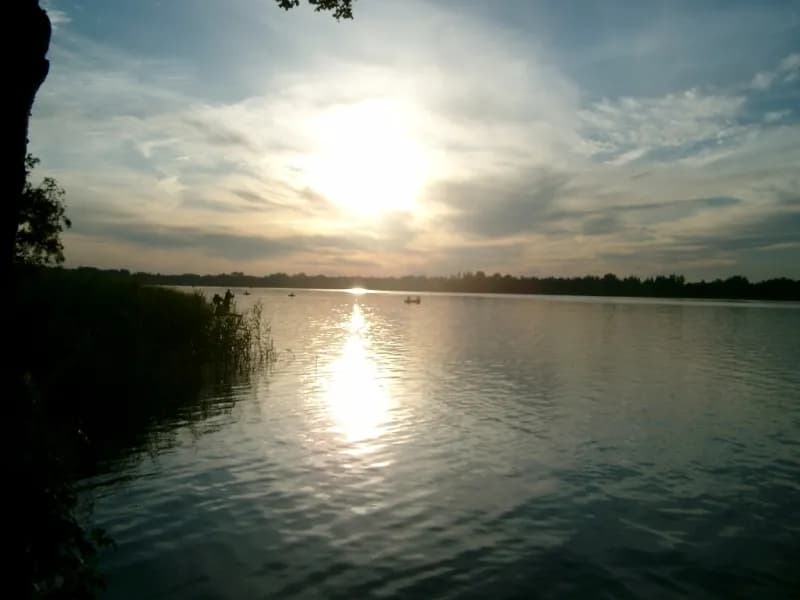 Jezioro Białe Lubelskie - najpiękniejsze miejsce na wakacje 2025