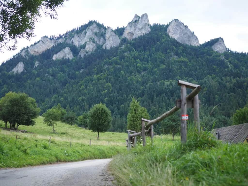 Jak dostać się ze Szczawnicy do Sromowców Niżnych? 3 opcje busa