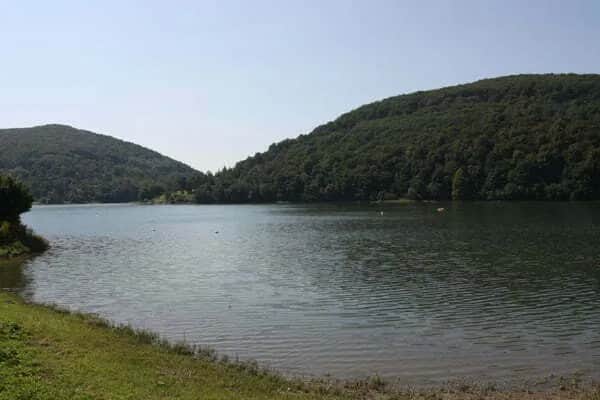 Gdzie w Bieszczadach kryje się najczystsze jezioro? Wielki sekret!