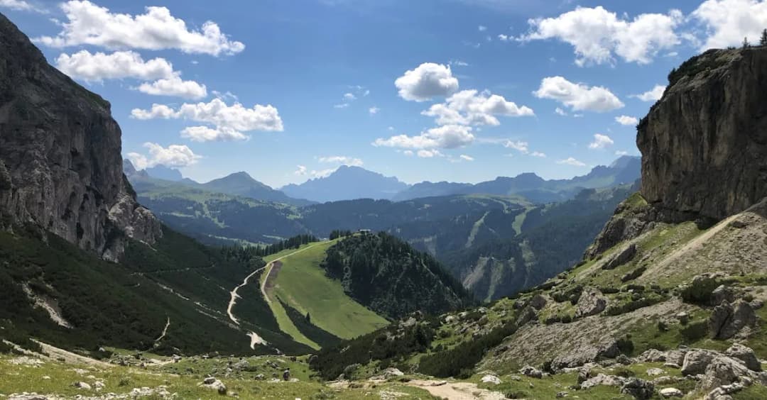 Szlak Orlich Gniazd rowerem czy pieszo? Wybierz trasę rowerową!