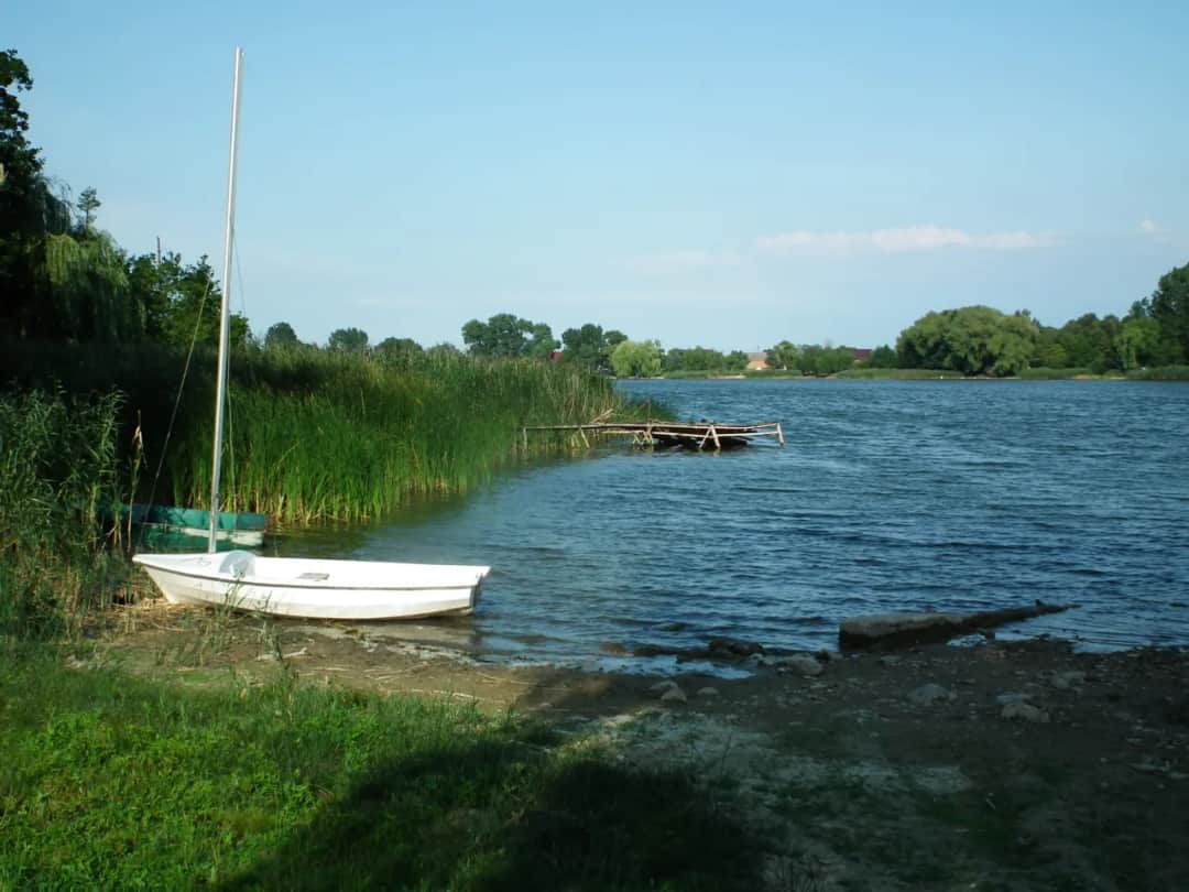 Jezioro Strykowskie - raj dla wędkarzy i miłośników letniego wypoczynku