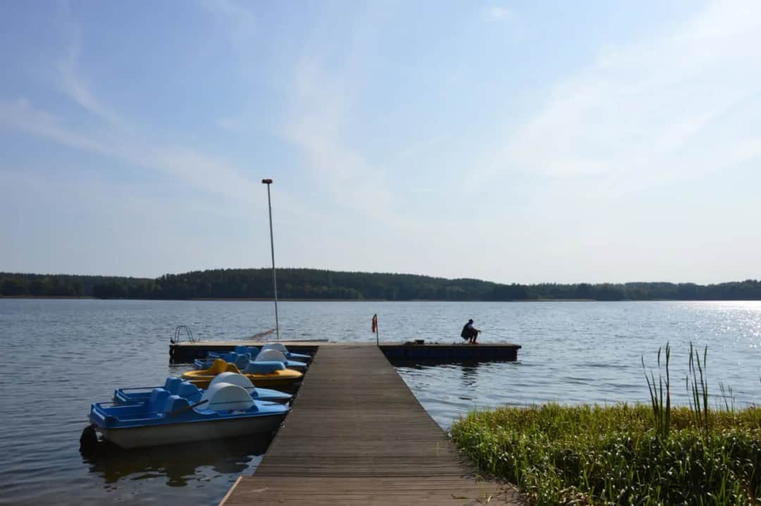 Jezioro Sudomie - kompletny przegląd atrakcji i wypoczynku nad wodą