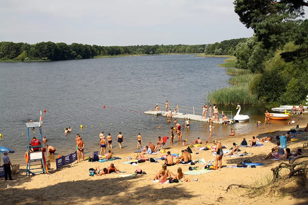 Jezioro Wikaryjskie - najlepsze atrakcje i plaże na letni wypoczynek