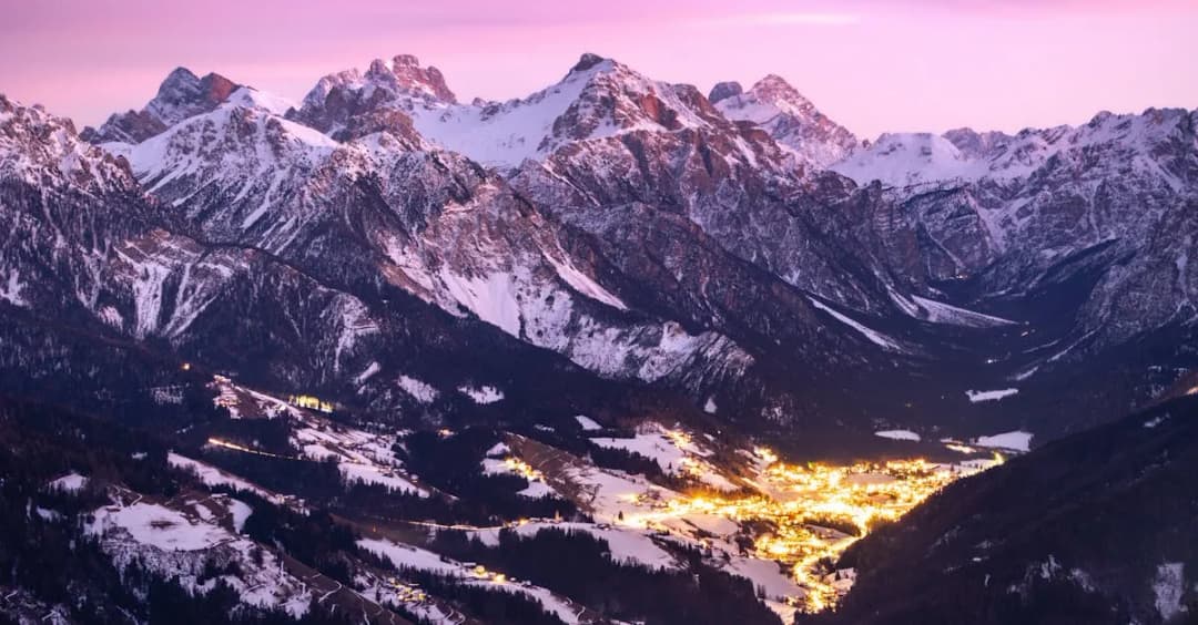 Jakie 5 zimowych atrakcji Suwałk rozgrzeje cię najbardziej? Porady