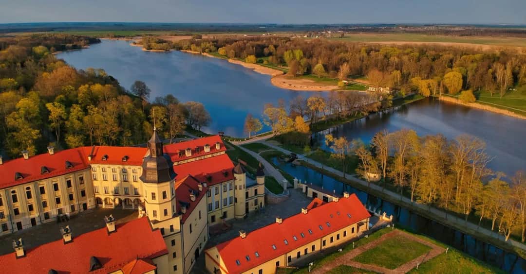 Które 10 zamków i pałaców Wielkopolski musisz koniecznie zobaczyć?